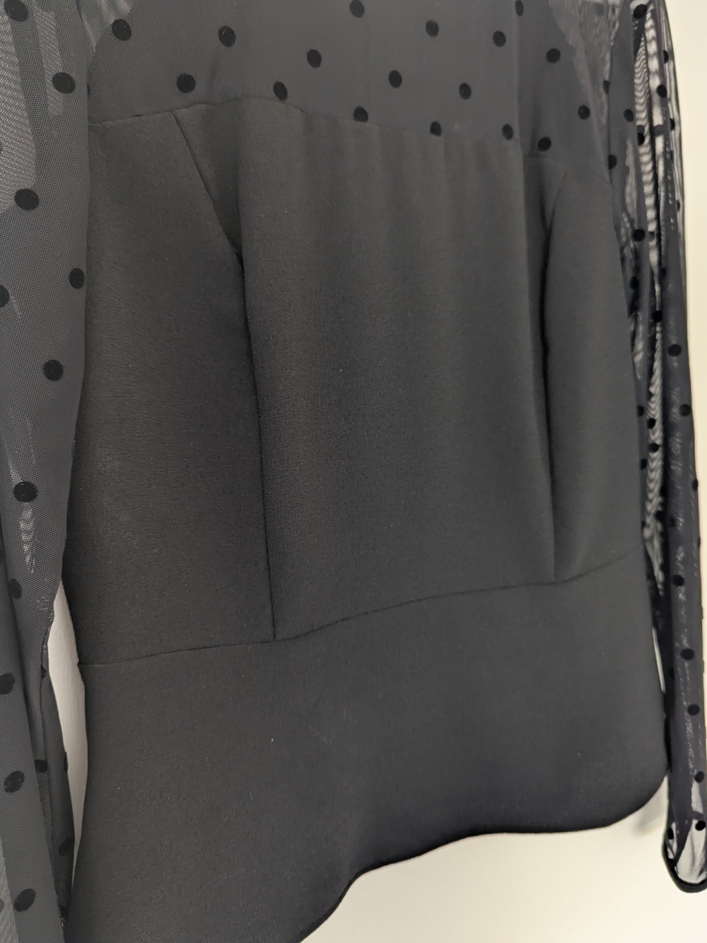 Ann Taylor Peplum Blouse Size 4 Black Polka Dot Mesh Sleeve Zip Back Top - Picture 6 of 12